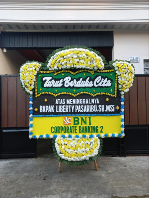 Papan Bunga Duka di Sandai