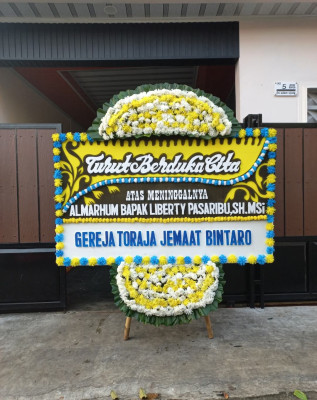 Papan Bunga Duka di Sandai